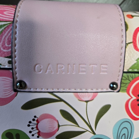 Vintage-Inspired Carnete Pastel Pink Floral Vegan Small Crossbody Purse - Picture 10 of 11